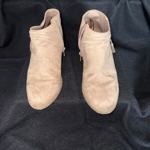 Women's Tan Ankle Boots